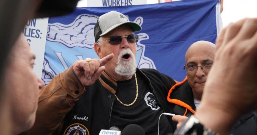 Harold Daggett Net Worth