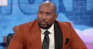 Martell Holt Net Worth