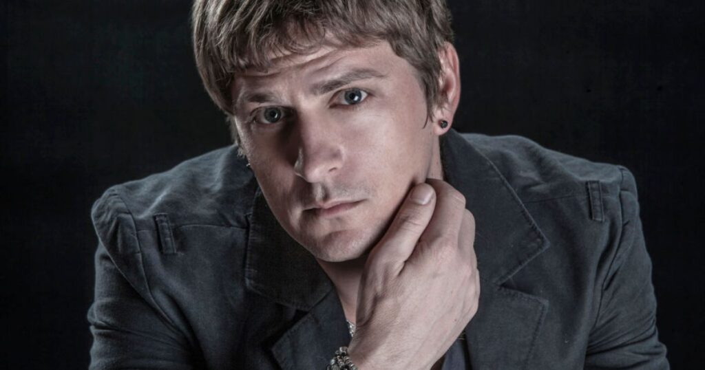 What Is Rob Thomas Net Worth 